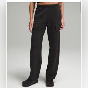 Lululemon Athletica -Blend Double-Knit Mid-Rise Cargo Pant -